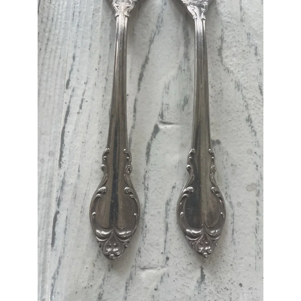 Holmes Edwards SILVER FASHION  Silver Plate Serving Spoons/Dessert Forks‎